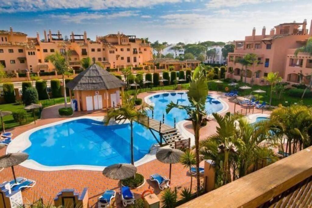 Апартаменты Costal Bliss Эстепона Экстерьер фото